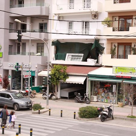 Tres Jolie - Stylish Cityheart Apartment ريثيمنو المظهر الخارجي الصورة