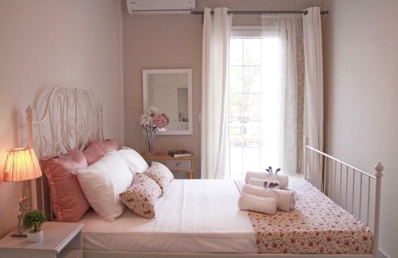 Tres Jolie - Stylish Cityheart Apartment ريثيمنو المظهر الخارجي الصورة